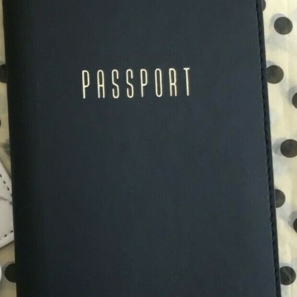 Via Lorenzo N.26 Passport Case & 2 Luggage Tags - Picture 5 of 7